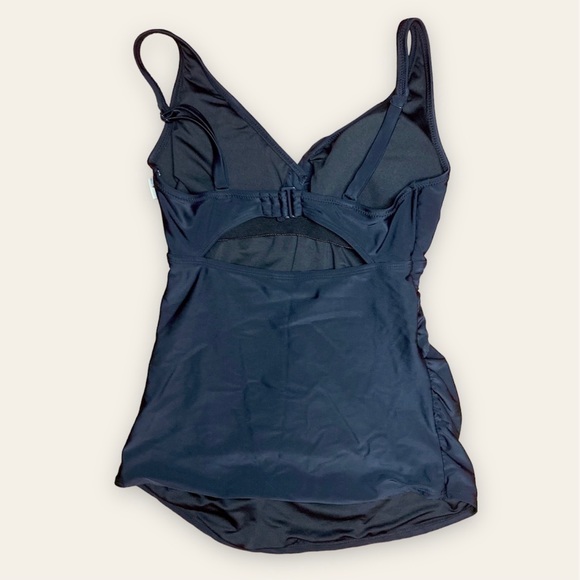 NWT Old Navy Maternity Twist-Front Tankini Swim Top - Picture 2 of 3